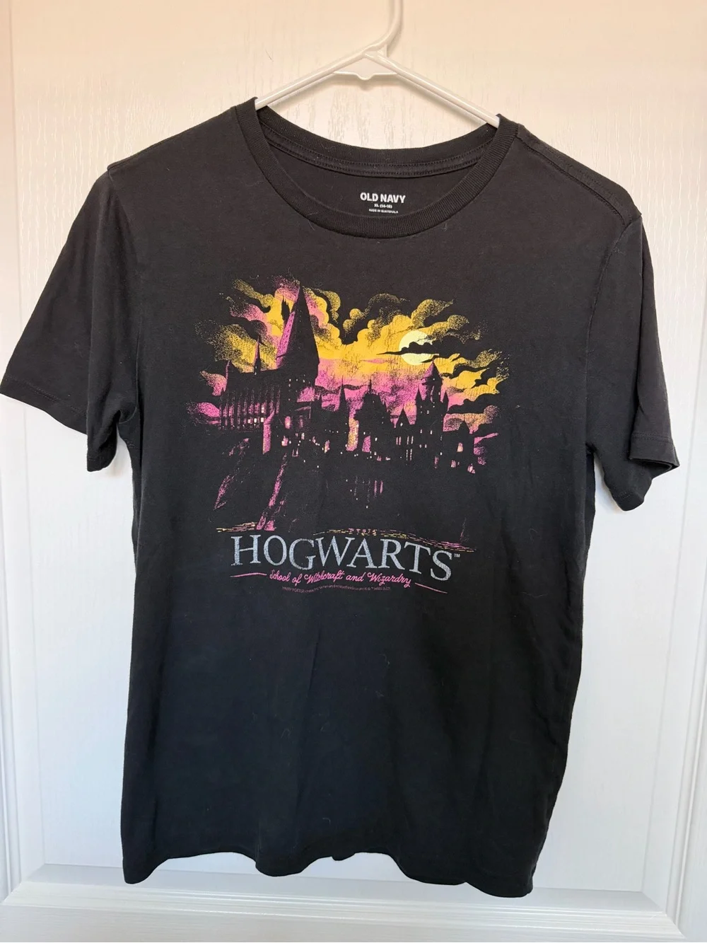 Old Navy Black Kids' Hogwarts Graphic Tee with Pink and Yellow Print